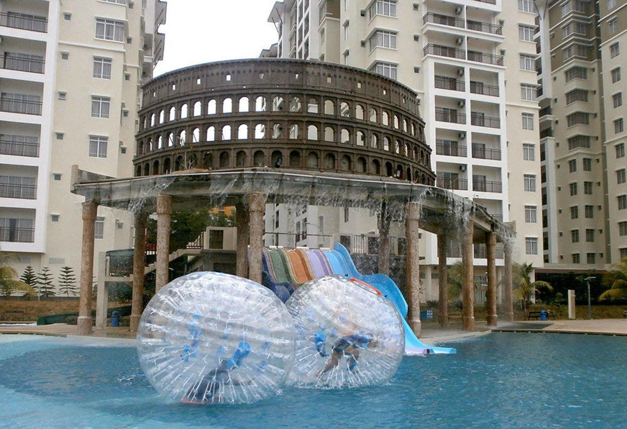 Bayou Lagoon Park Resort Malacca Exterior foto